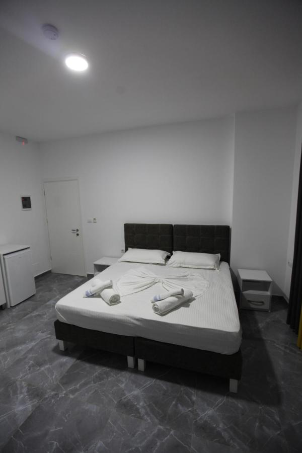 Hotel Seadel Ksamil Extérieur photo
